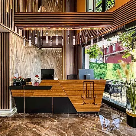 Airport Waves Hotel Istanbul