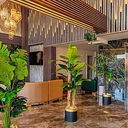 Airport Waves 4*
